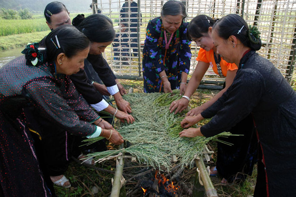 Lễ cơm mới của người Mường