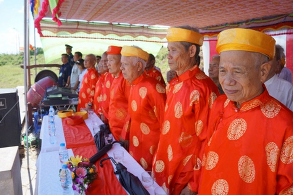 Hội đua thuyền Yên Duyên